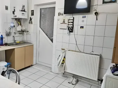 bucatarie cu tv vanzare cumparare apartament Sector 4 București